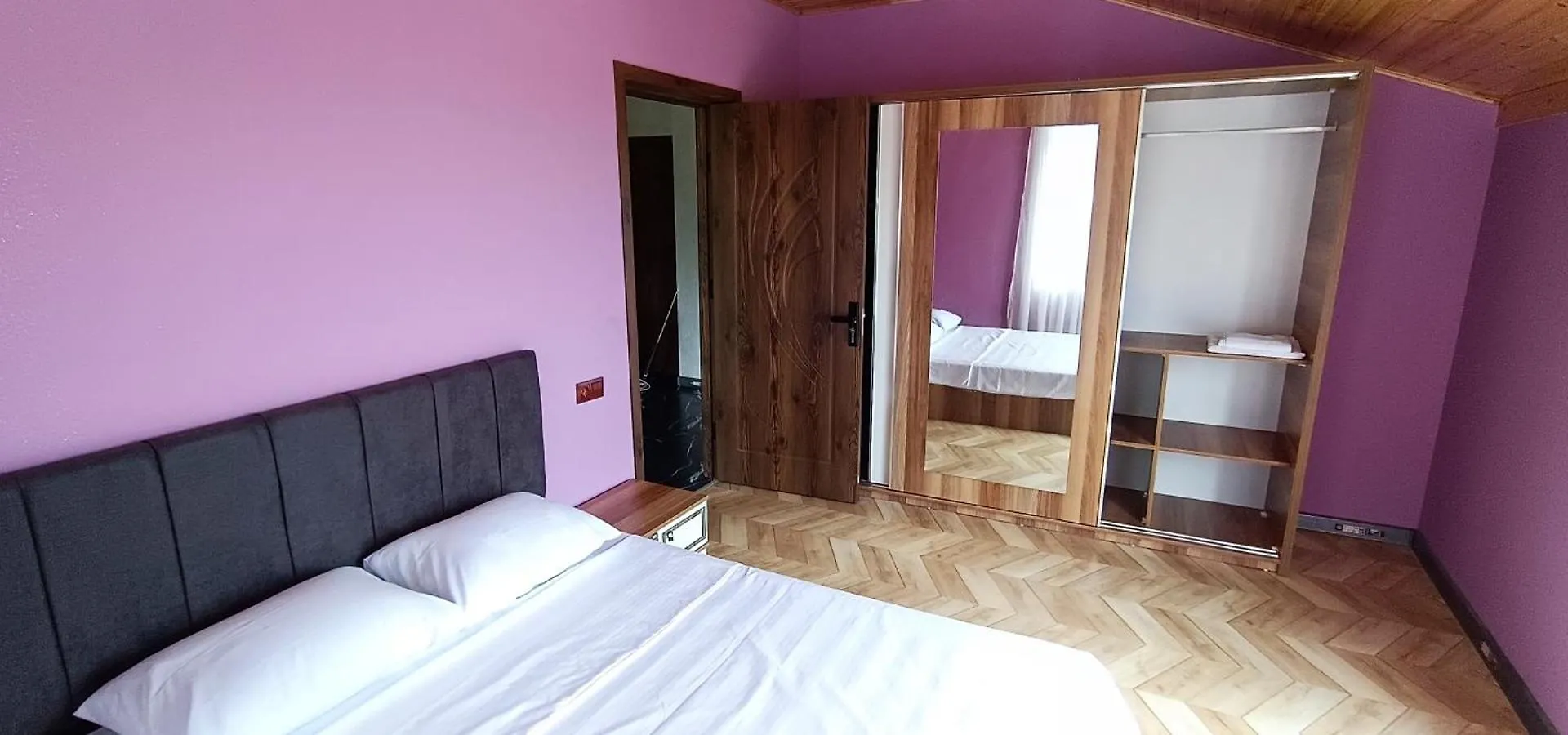 Golden Heart Hotel Batumi 0*,  Georgia